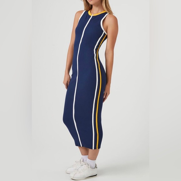 Dresses & Skirts - Athletic cotton striped bodycon midi dress nwot